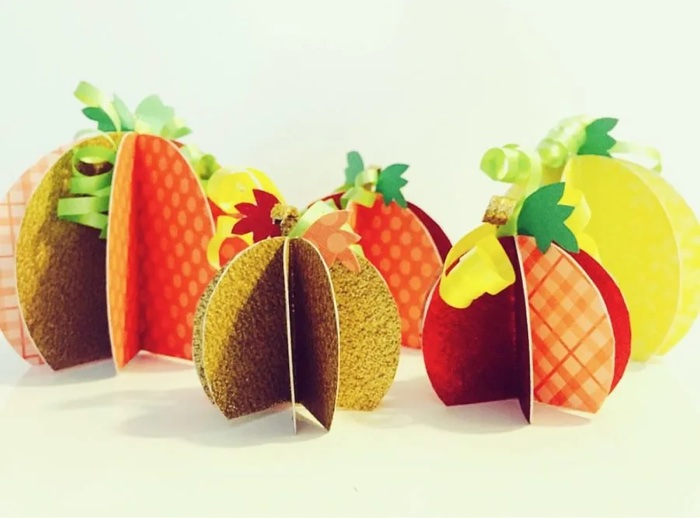 Paper craft